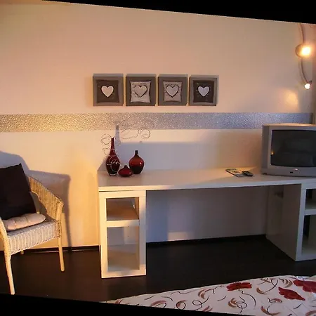 Garni Battello Melide
